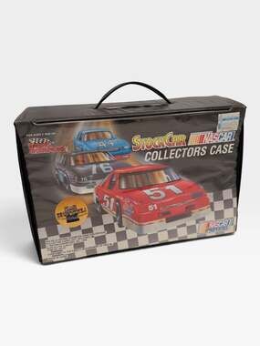 1990 Racing Champions Stock Car NASCAR Collector's Case with 4 Diecast Cars